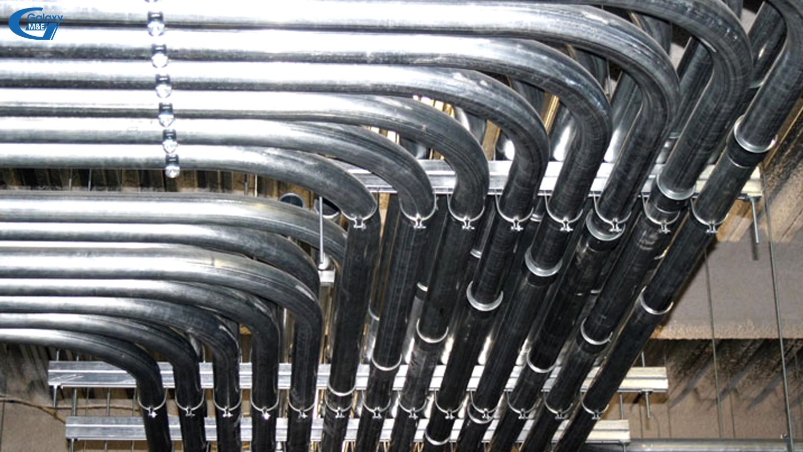 This procedure is generally applied to the electrical construction of buildings, hotels or other civil engineering constructions.