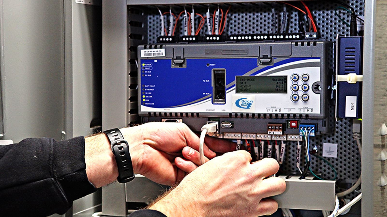 Galaxy M&E always has the equipment installed in the electrical cabinet immediately after winning the bid to ensure the work schedule.