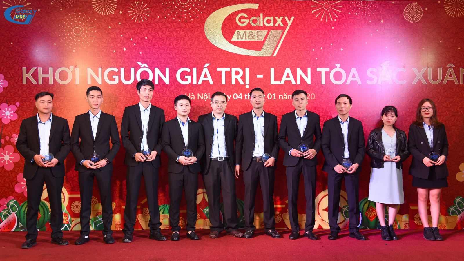 10 outstanding officials were honored at the gala night “Creating values, spreading the spring’s beauty